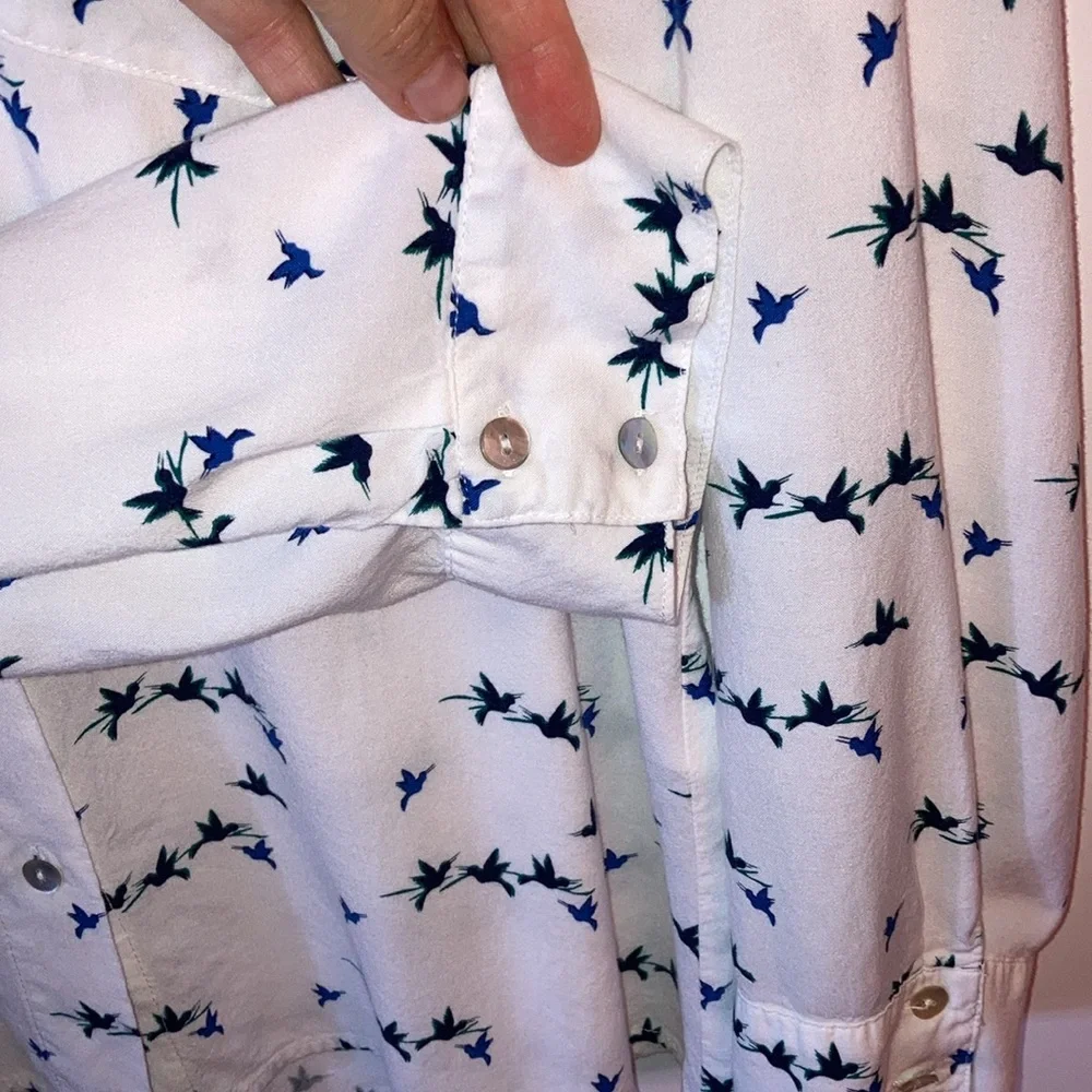 JUST living white bird blouse. Size L - Picture 5 of 7